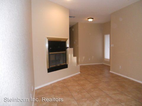 Building Photo - 3029 Camino Real