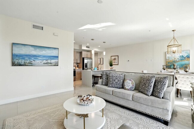 Foto del edificio - 15773 Beachcomber Ave