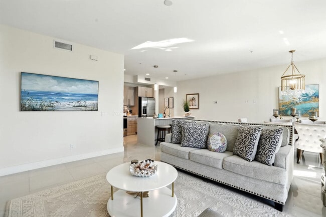 Building Photo - 15773 Beachcomber Ave