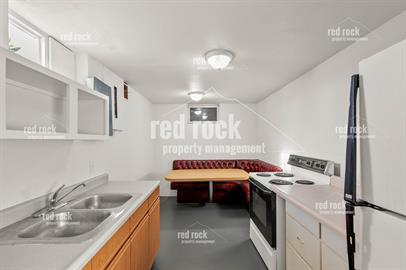 Foto del edificio - 107 N Farr Rd