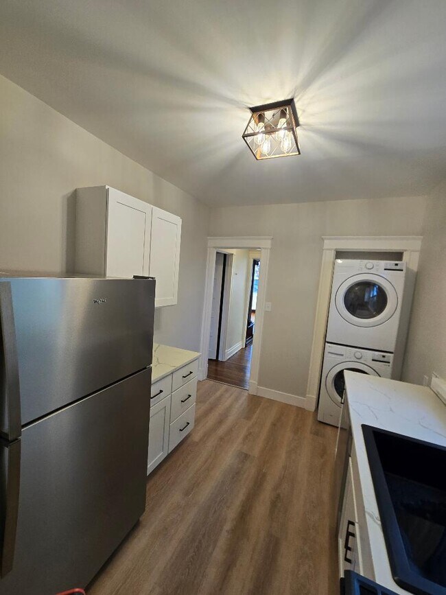 Foto del edificio - 2032 Elm Ave