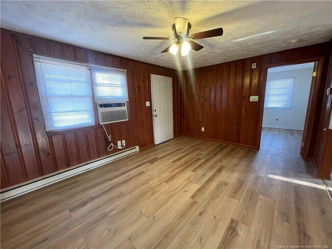 Foto del edificio - 1725 Cumberland Dr