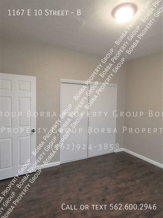 Building Photo - SPACIOUS 1 BEDROOM 1 BATHROOM IN A GATED B...
