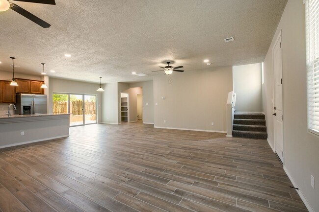 Foto del edificio - New Build 4 Bed, 3 Bath 2-Story Home