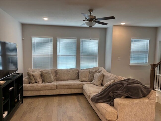 Foto del edificio - 131 Peach Orchard Ln