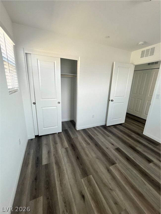 Building Photo - 398 Moonlight Opera Ct