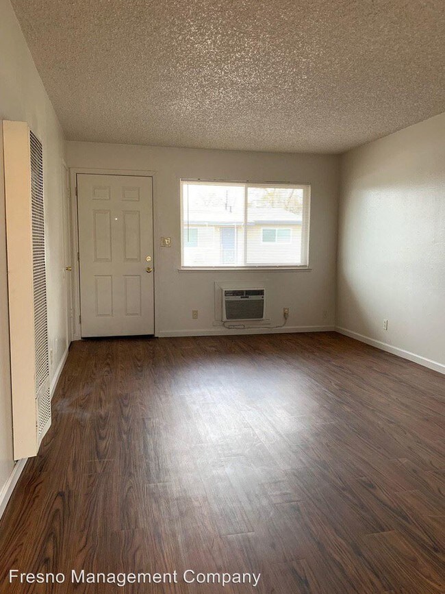 Foto del edificio - 4431 E Hedges Ave
