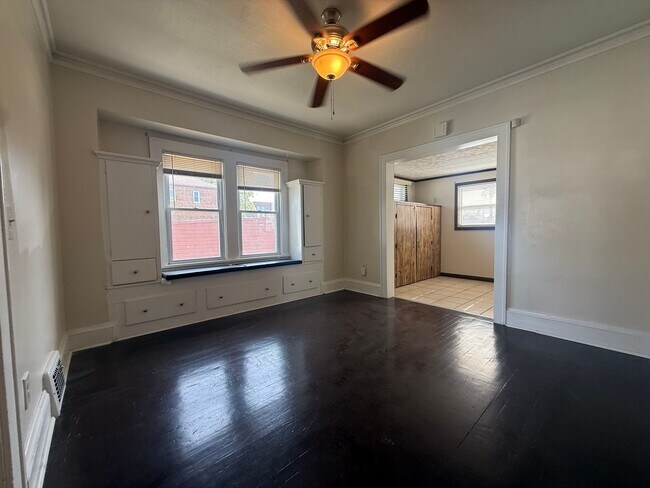 Foto del edificio - 22101 Wilmore Ave