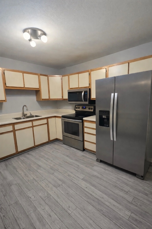 Foto del edificio - 842 Patrick Henry Dr