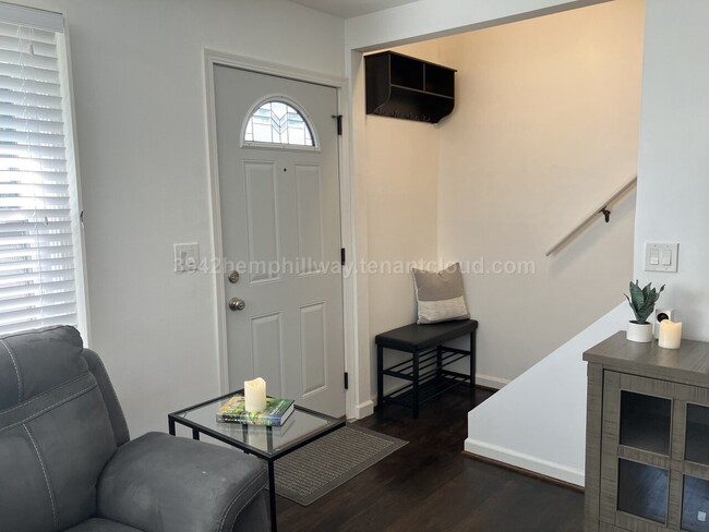 Foto del edificio - 3942 Hemphill Way