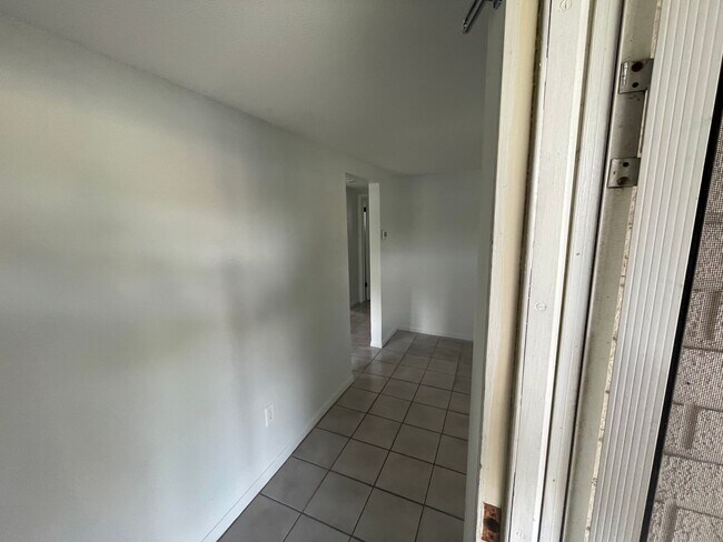 Building Photo - 7552 Cumber Dr
