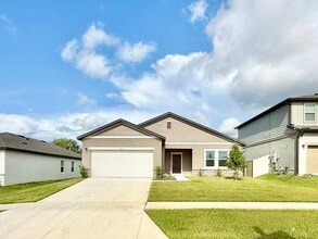 Building Photo - 14613 Italy Ave