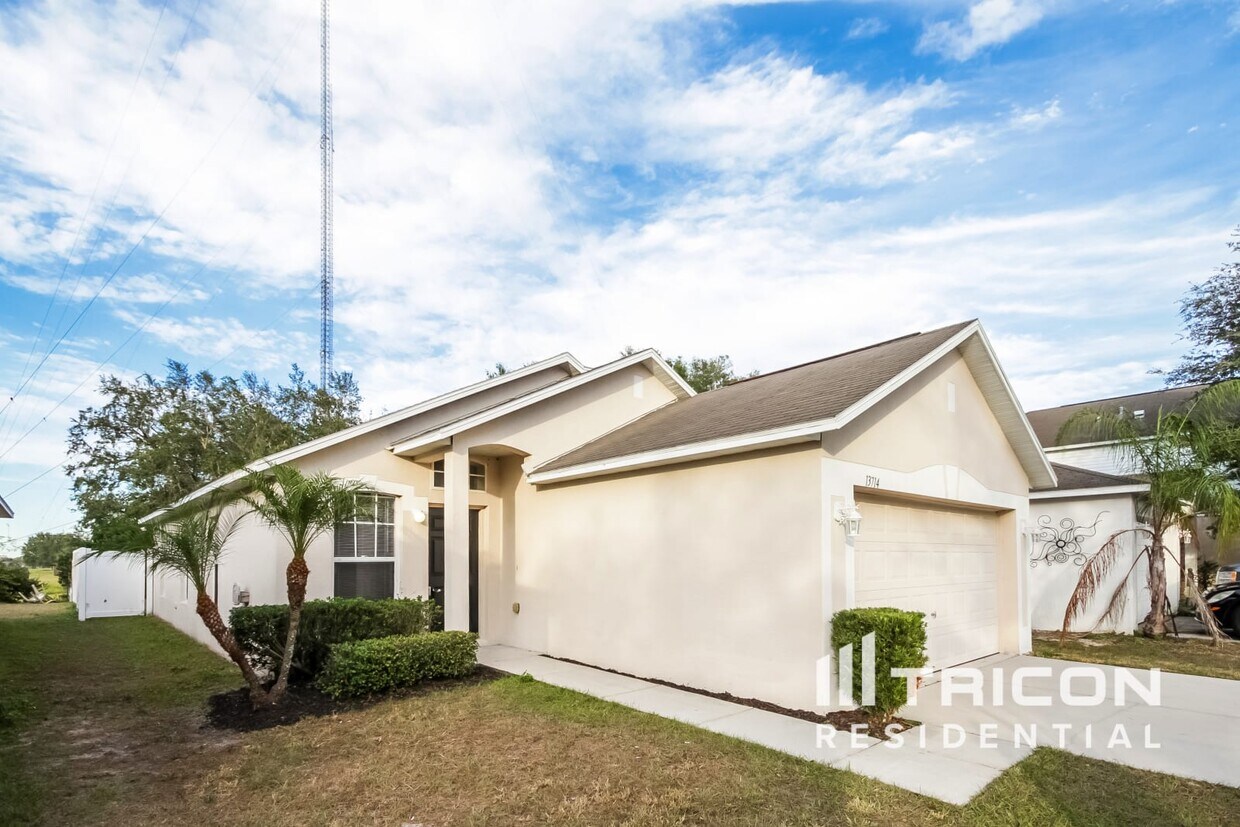 Foto principal - 13714 Gentle Woods Ave