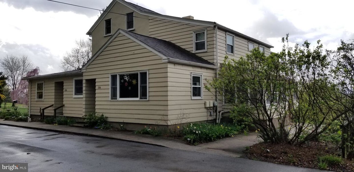 Primary Photo - 228 Ridge Rd