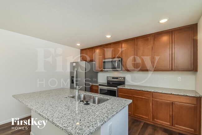 Building Photo - 10453 Luneth Dr