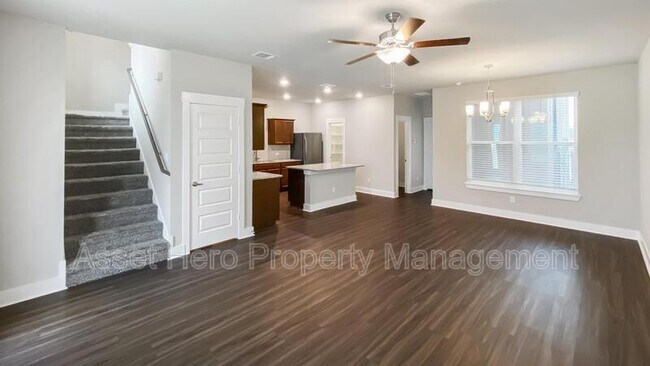 Building Photo - 2403 Chinook Way