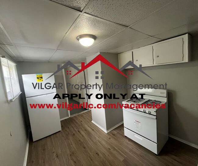 49484952 Tennessee St Unit 4948, Gary, IN 46409 Room for Rent in