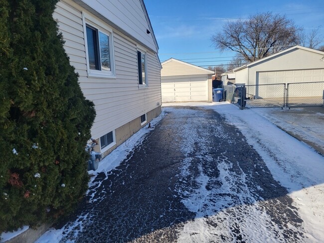 Foto del edificio - 2382 S Scott St