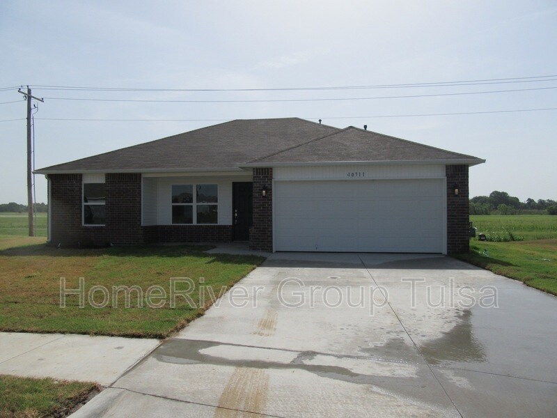 10711 N 101st E Ct, Owasso, OK 74055 House for Rent in Owasso, OK