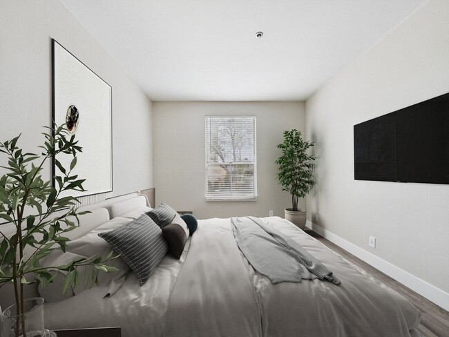Interior Photo - Madison Hancock Park