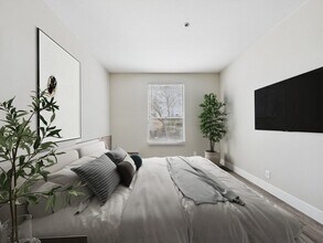 Interior Photo - Madison Hancock Park