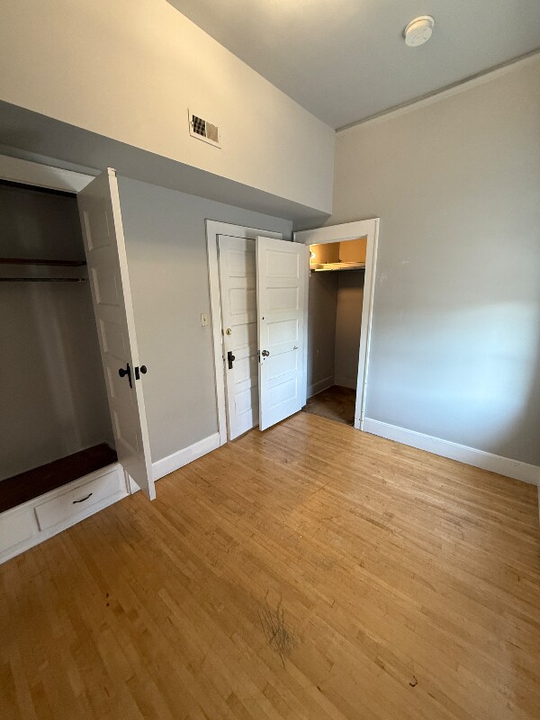 Foto del edificio - 707 E Brady St