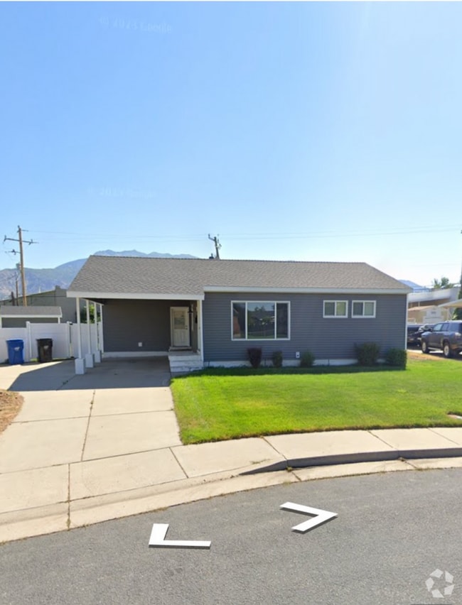 Building Photo - 4682 S 175 W