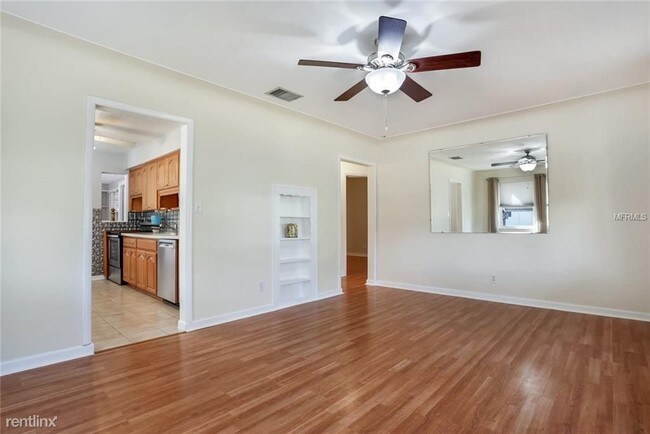 Foto del edificio - 2 br, 2 bath House - 700 53rd Ave N