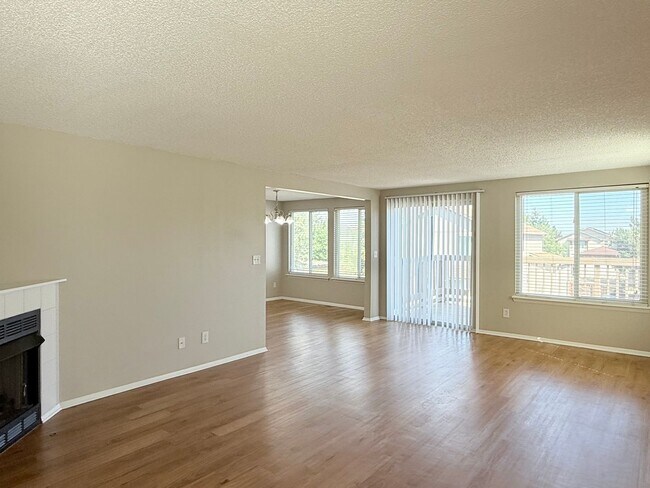Foto del edificio - Conveniently Located Home in East Quincy H...
