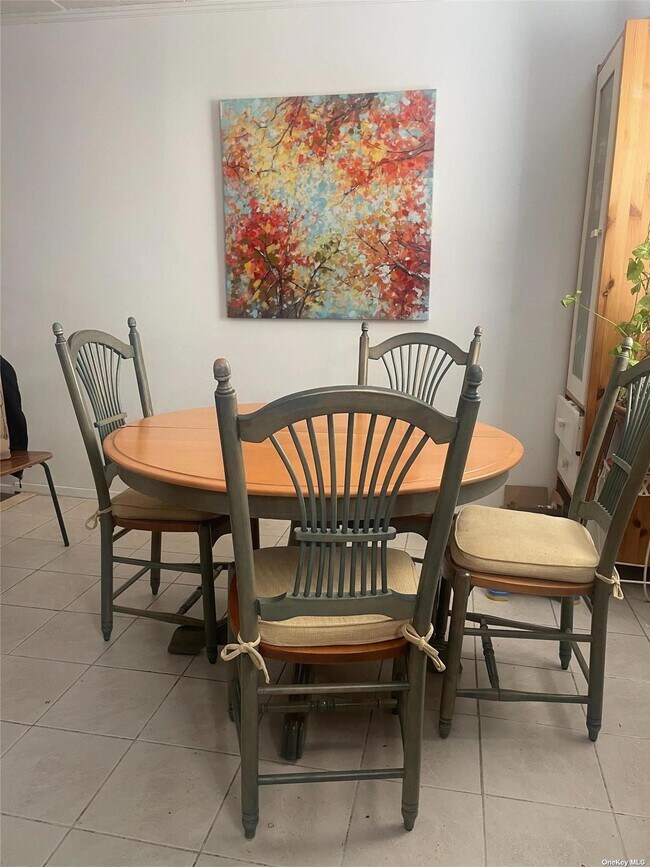 Foto del edificio - 89-54 Moline St