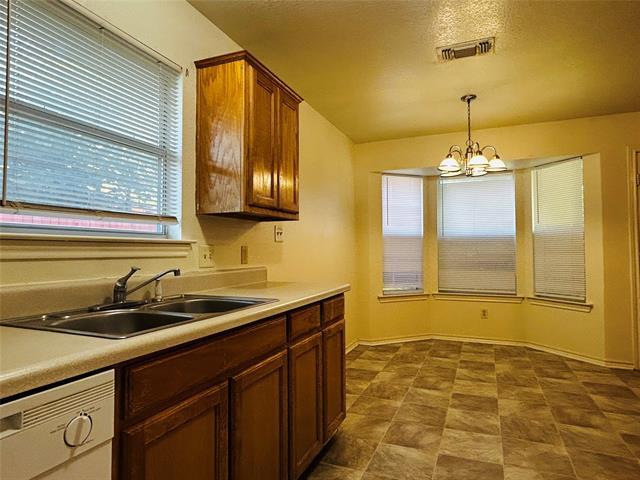 Foto del edificio - 1602 Moss St