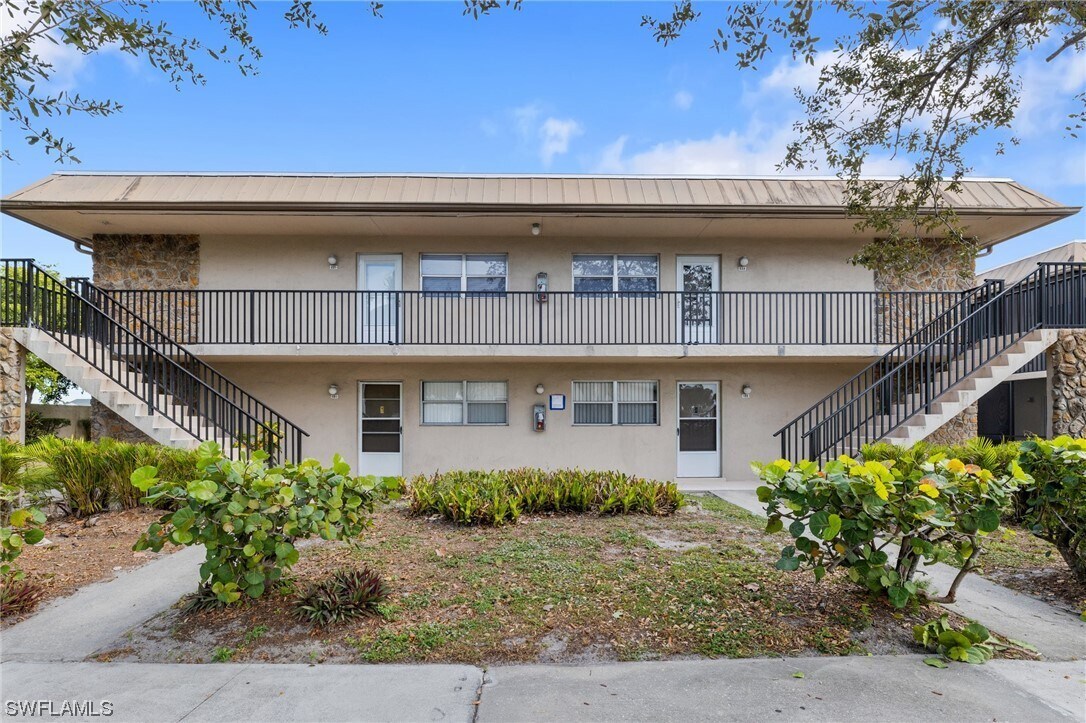 1560 Colonial Blvd Unit 222, Fort Myers, FL 33907 Condo for Rent in