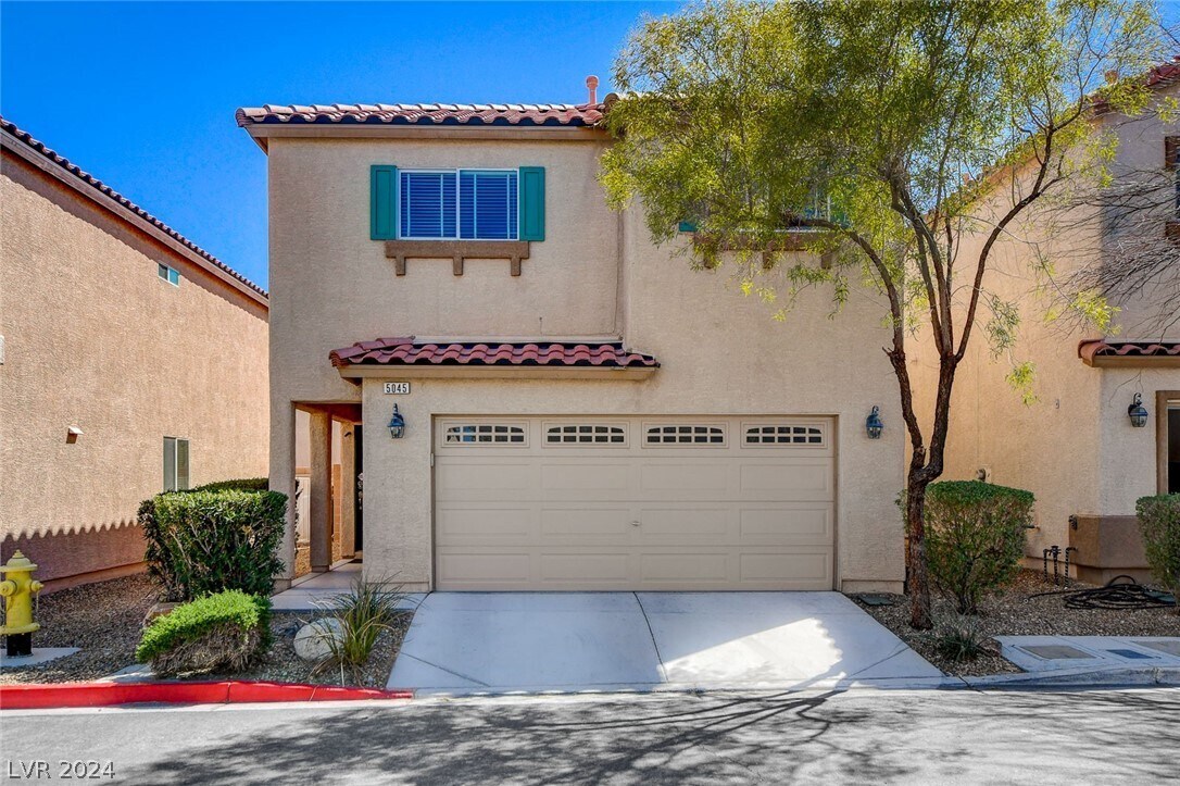 Foto principal - 5045 Aesop Ave