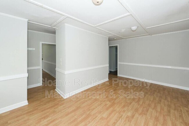 Building Photo - 2212 Townsend Rd