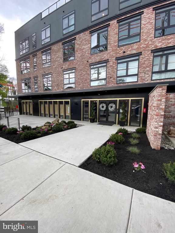 Foto del edificio - 4007 Ridge Ave
