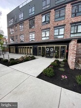 Building Photo - 4007 Ridge Ave