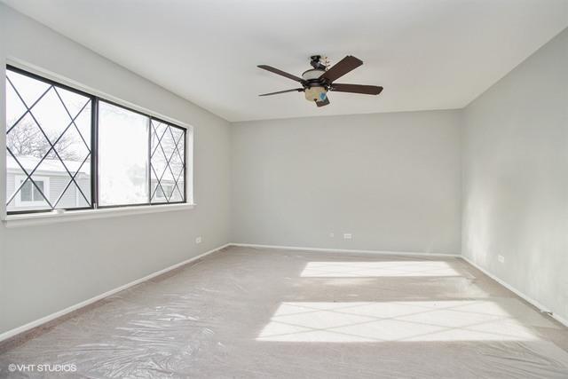 Foto del edificio - 3 bedroom in Palatine IL 60074