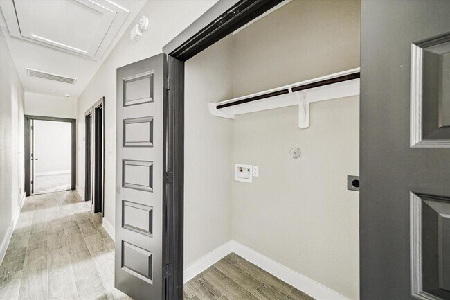 Foto del edificio - 301 Owens St