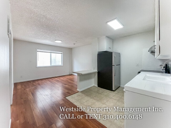 Building Photo - 39 Sunset Ave