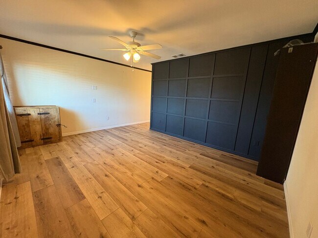 Building Photo - 14440 Harvey Ln