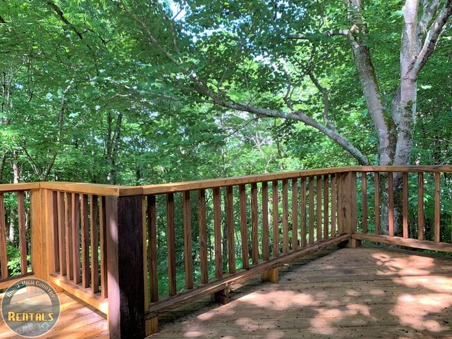 Building Photo - 159 David Sides Rd