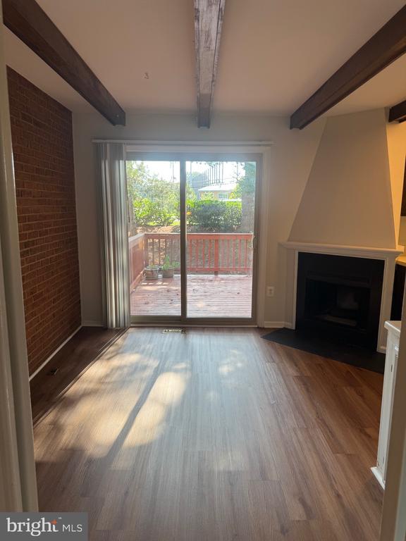 Foto del edificio - 2872 Sutton Oaks Ln