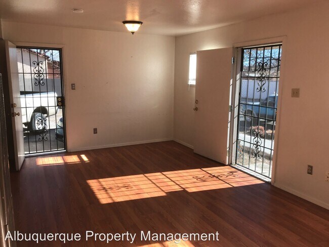 Building Photo - 1 br, 1 bath Apartment - 324 Harvard Drive SE