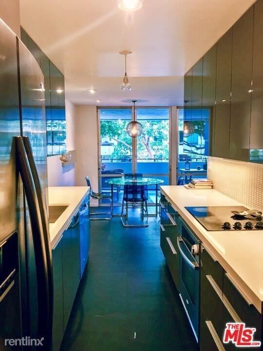 Building Photo - 1 br, 1 bath Condo - 850 N Kings Rd Apt 202