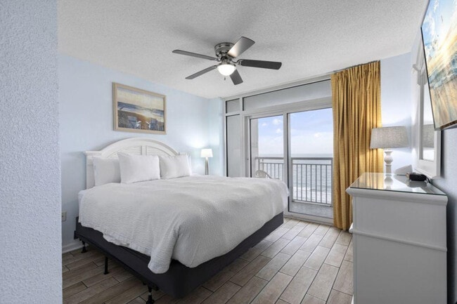 Foto del edificio - 1700 N Ocean Blvd