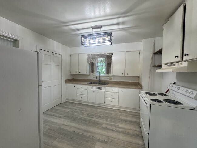 Foto del edificio - 2715 W 48th St