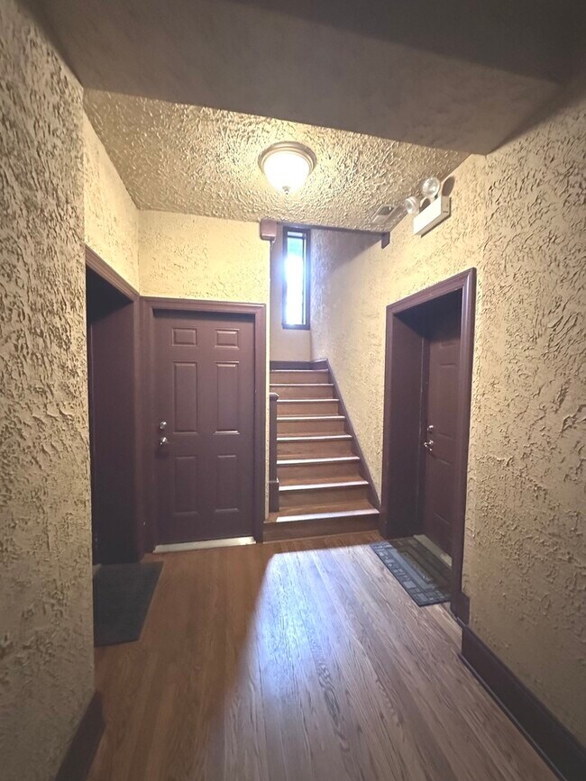 Foto del edificio - 3056 W Addison St