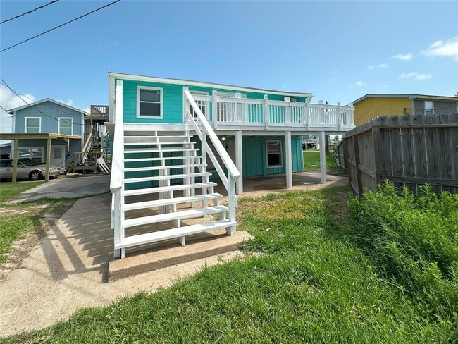 Building Photo - 323 Texas St