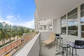 Building Photo - 100 Lincoln Rd