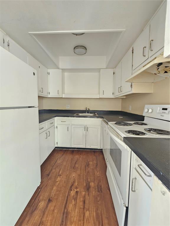 Foto del edificio - 7611 Paula Dr